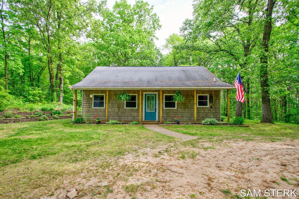 3067 134th Avenue, Hopkins