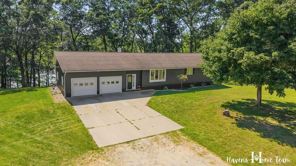 7915 E Michillinda Road, Twin Lake