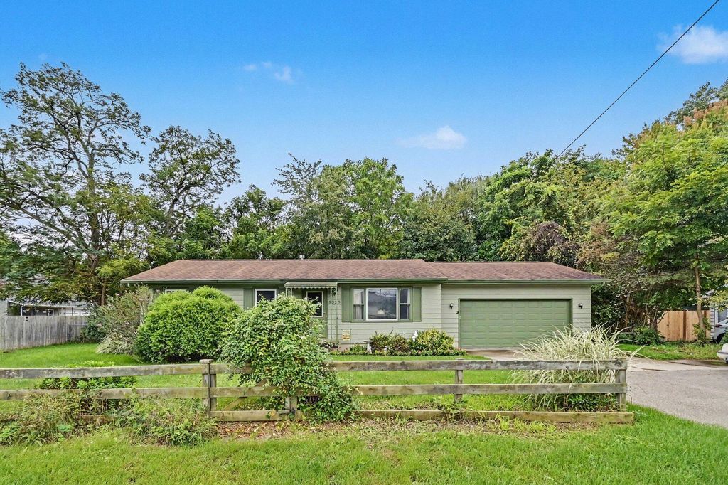 5025 W Willoughby Road, Holt