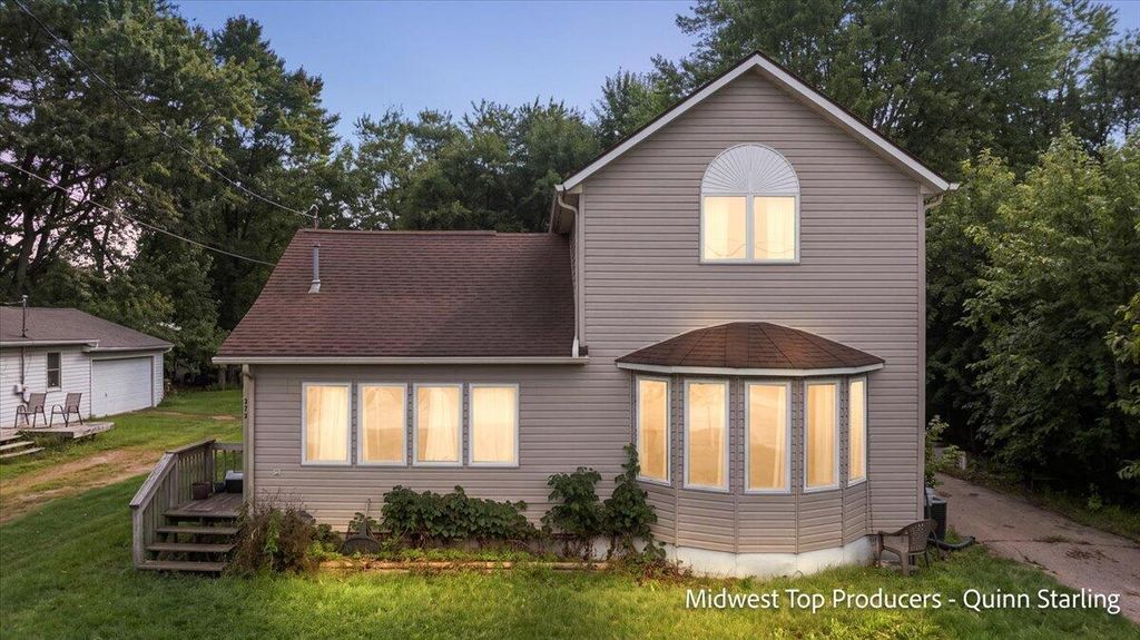 373 Charlotte Street, Mulliken