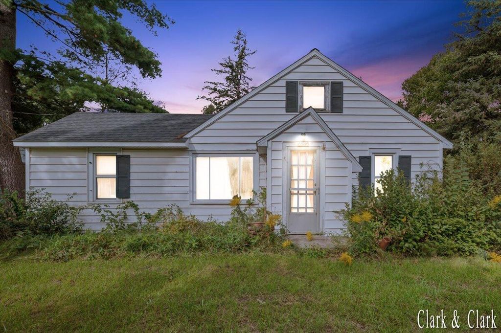 10549 Northland Drive Ne, Rockford