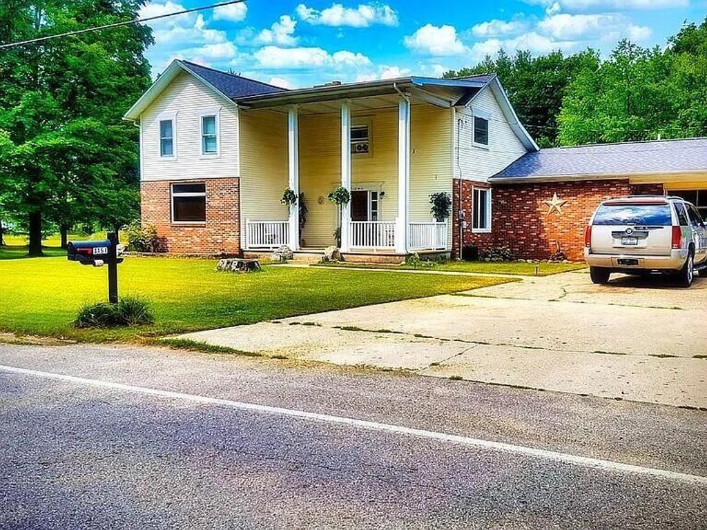 3151 Babylon Road, Allegan