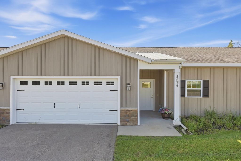 3976 Reserve Drive, Wyoming