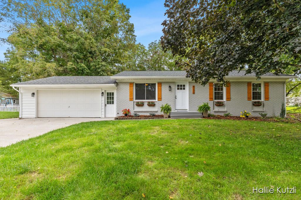 8170 Jericho Avenue Ne, Rockford