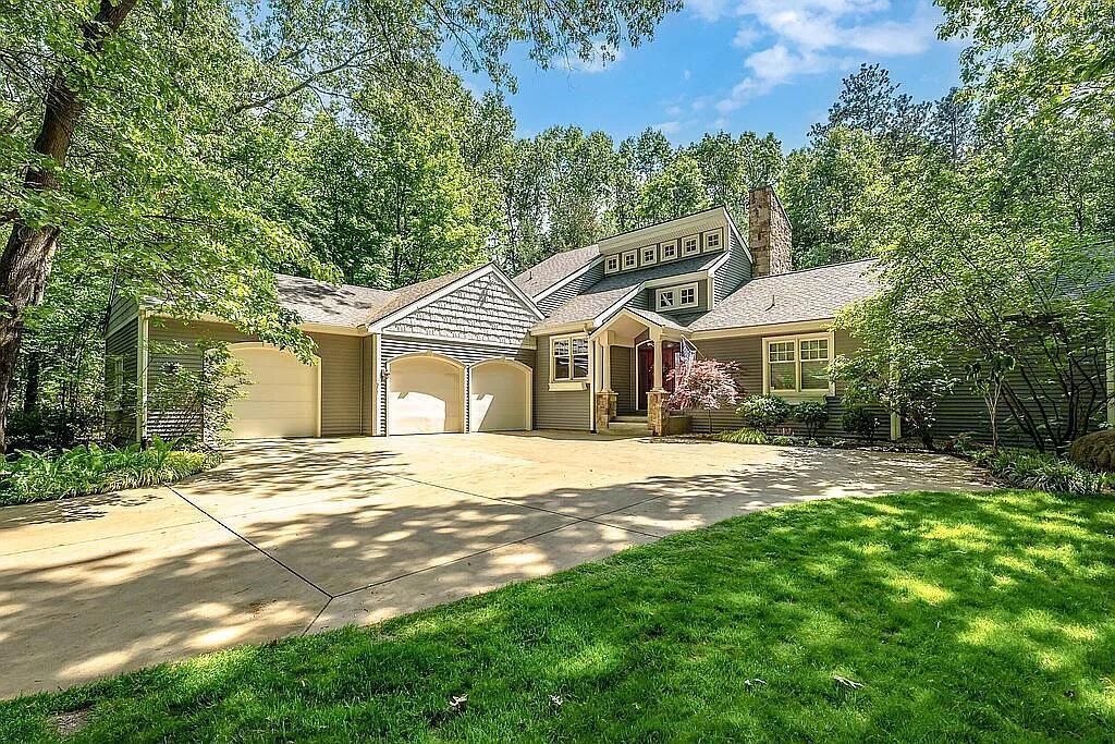 7234 S 8th, Kalamazoo