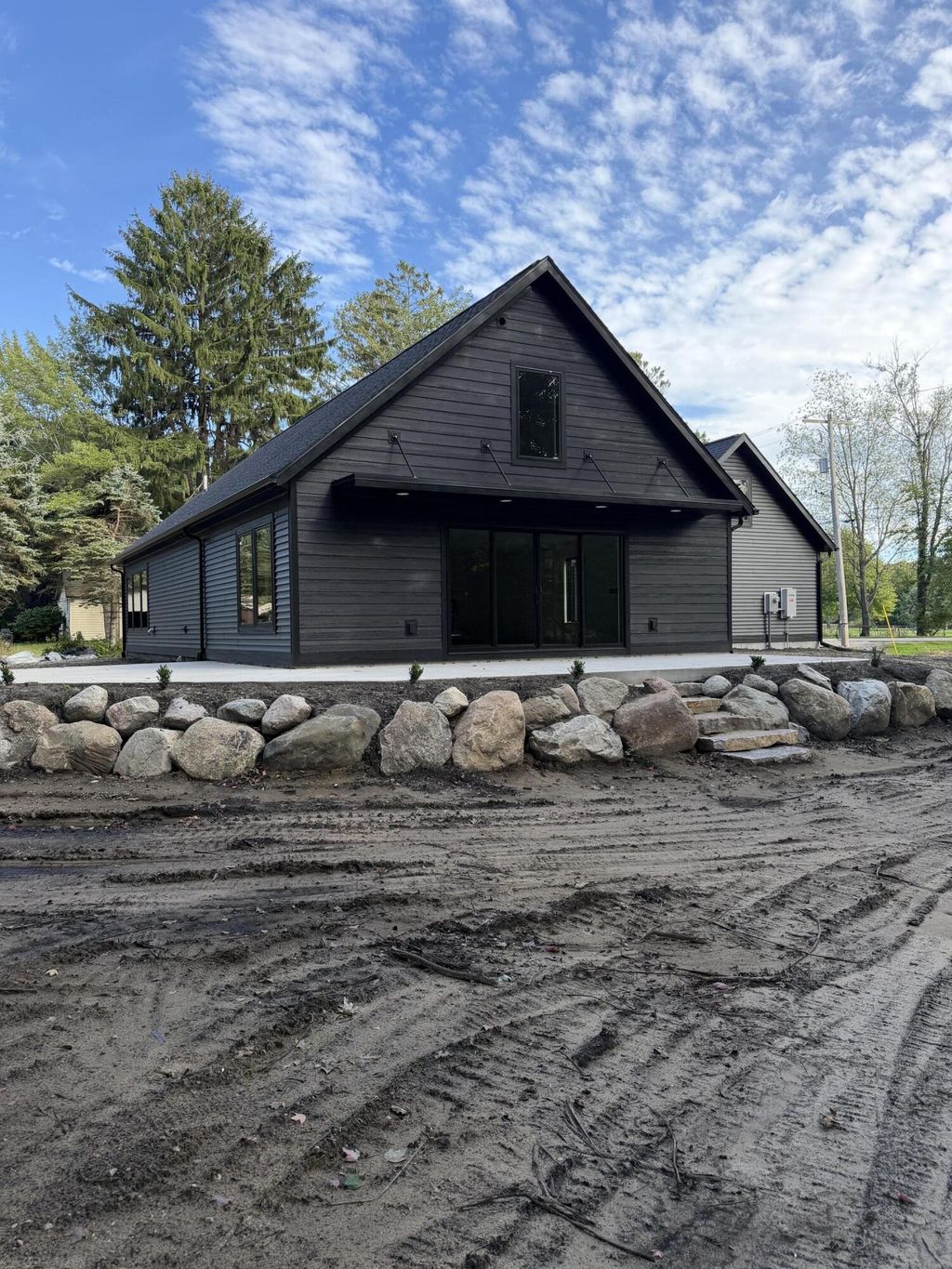 770 W Pontaluna Road, Norton Shores