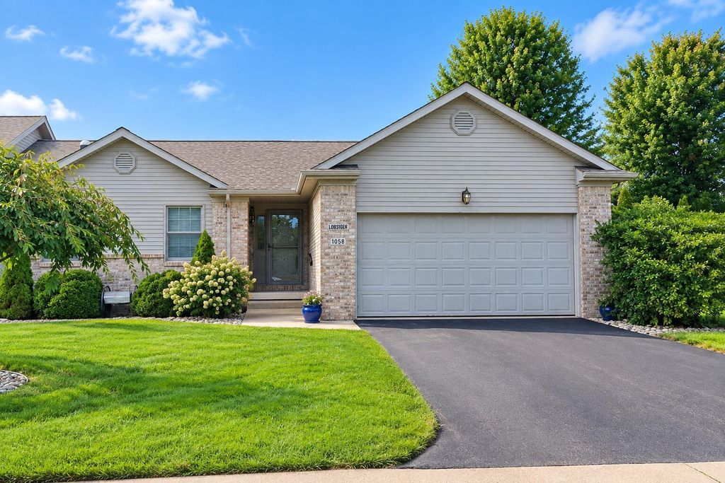 1058 Emerald Drive, Charlotte