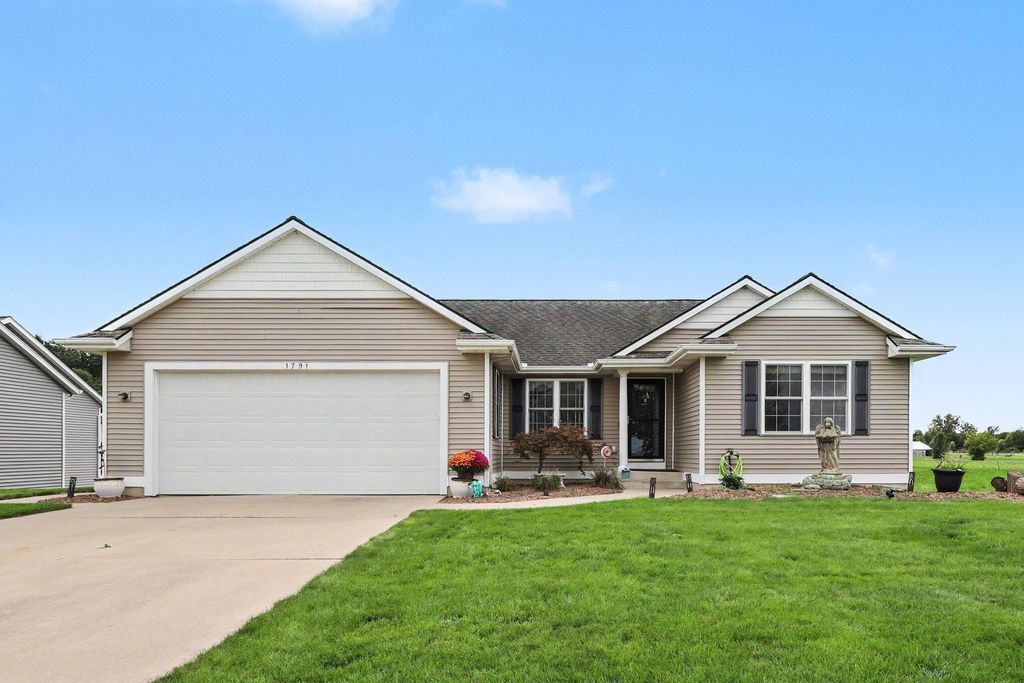 1791 Ericridge Drive, Hudsonville