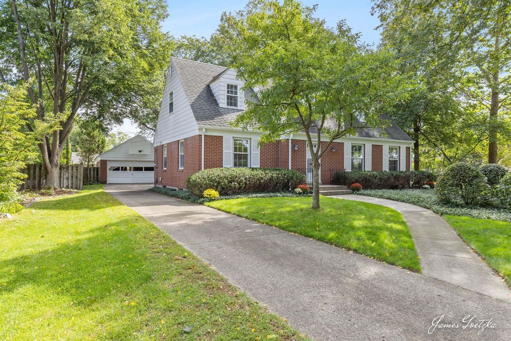 2352 Jefferson Drive Se, Grand Rapids