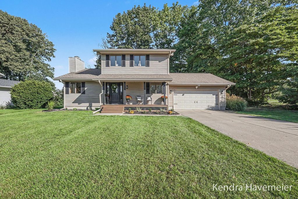 6785 Gran Via Drive Ne, Rockford
