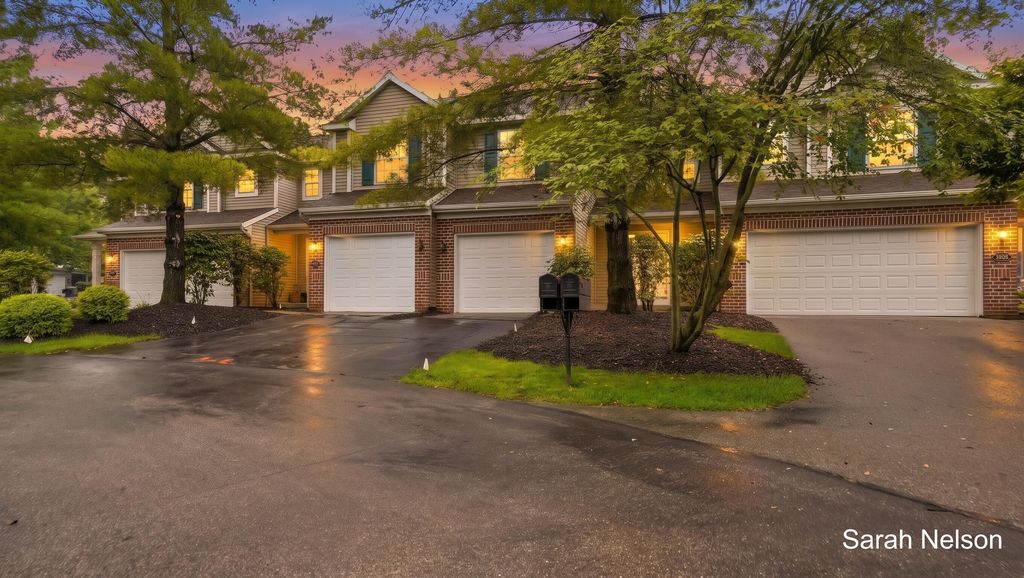 5933 E Lyn Haven Drive Se, Kentwood