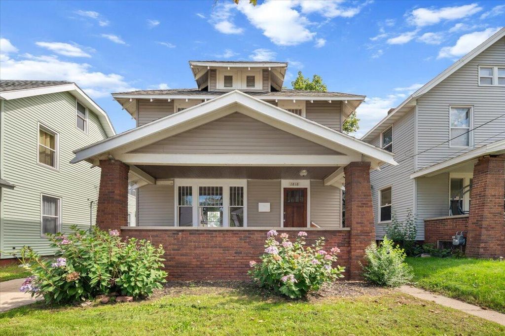 1818 Francis Avenue Se, Grand Rapids