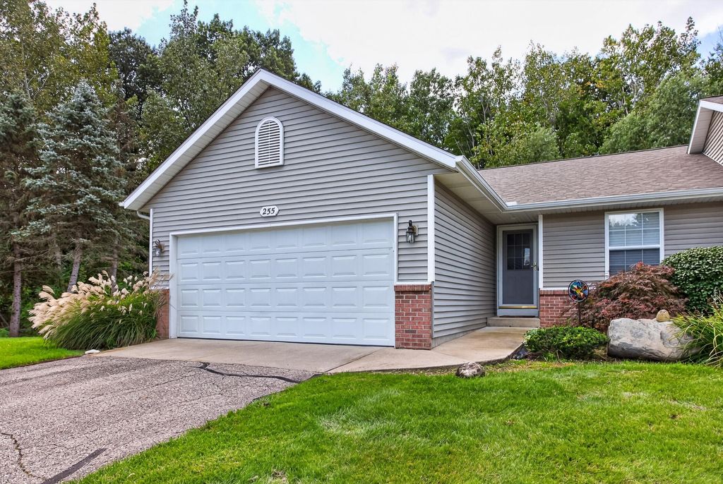 255 Timber Creek Circle Nw, Comstock Park
