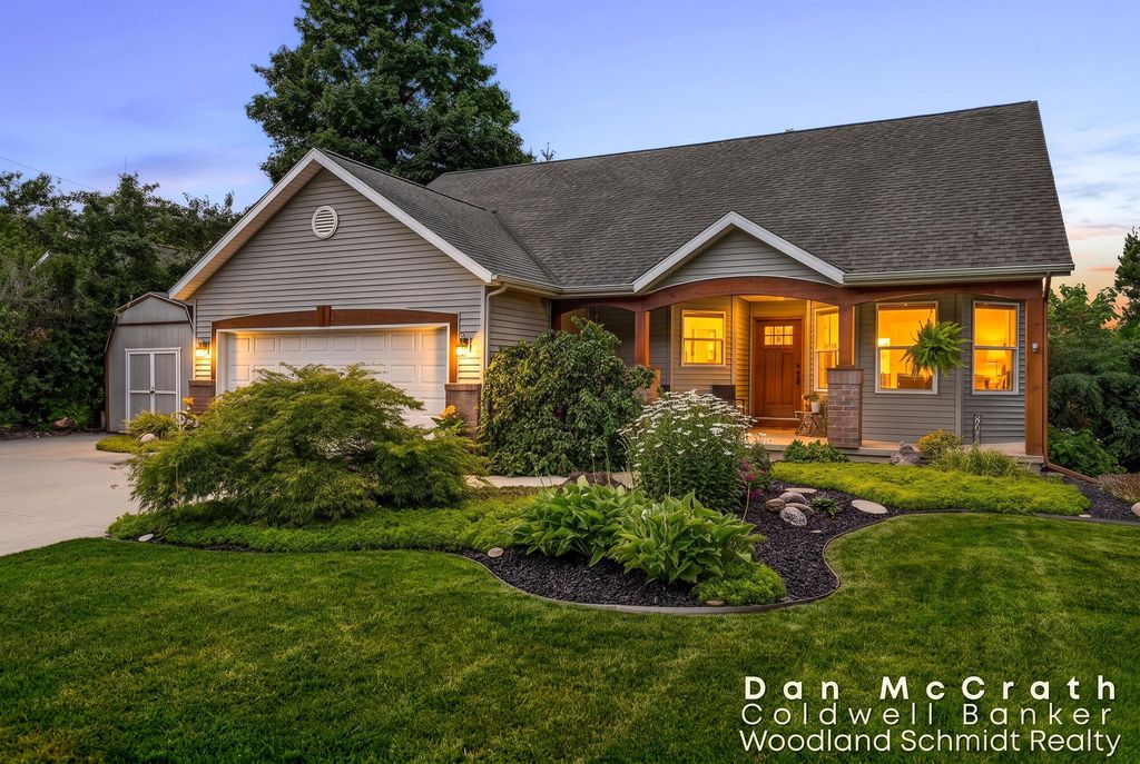941 Paw Paw Drive, Holland