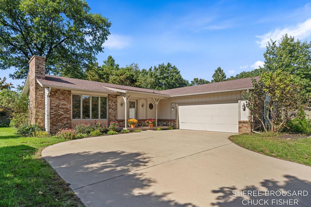 2495 Holtman Drive Ne, Grand Rapids