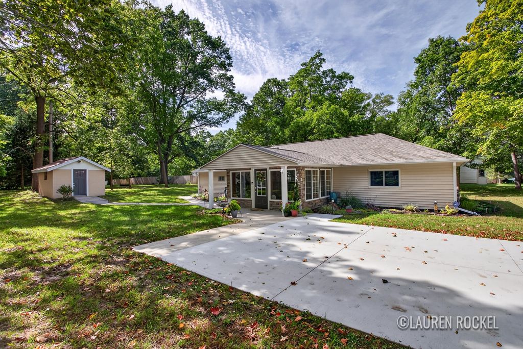 4819 Whitney Street, Montague