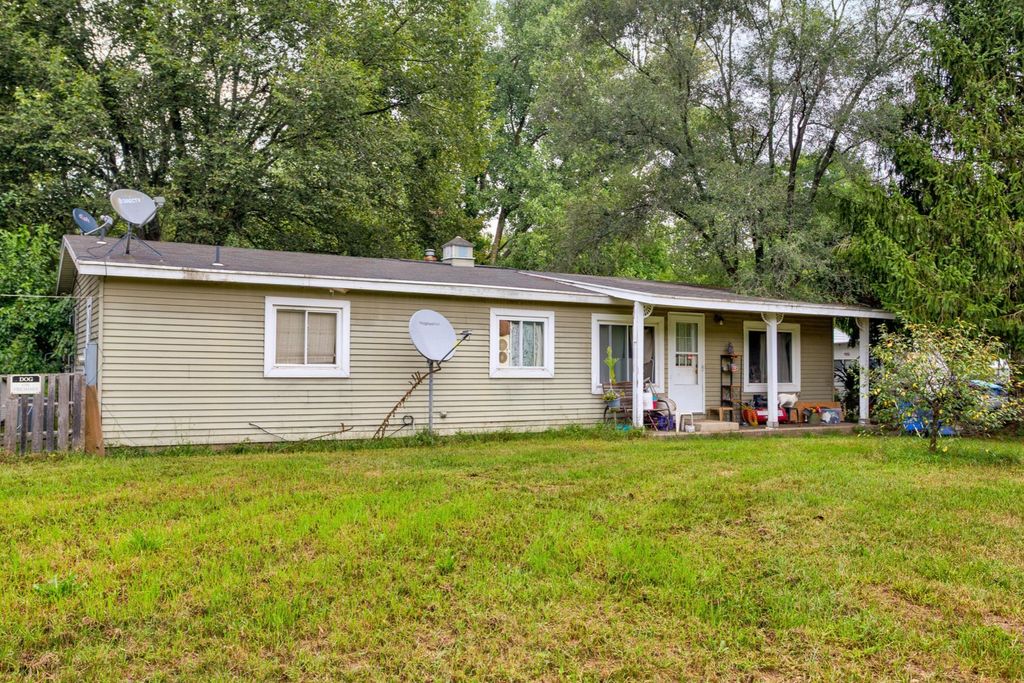 2503 Beach Court, Allegan