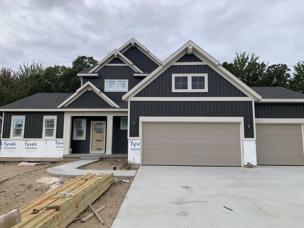 12469 Emerson Road, Grand Haven