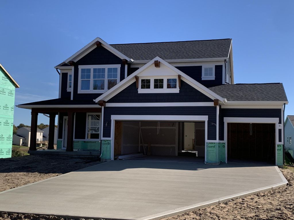 12452 Emerson Road, Grand Haven