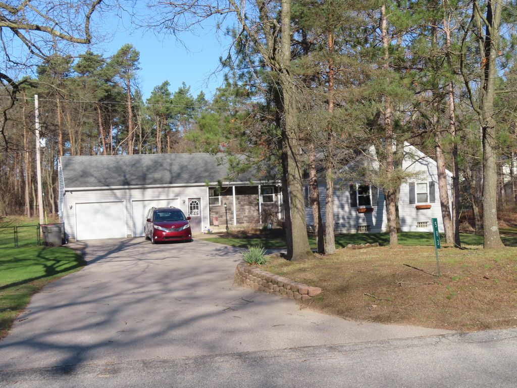 583 Alta Dale Avenue Se, Ada