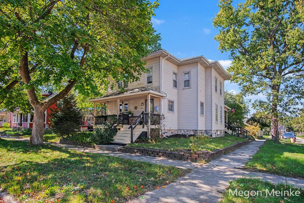 501 Pearl Street, Belding