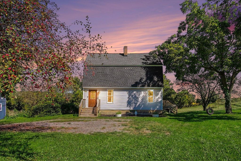 8670 Sparta Avenue Nw, Sparta