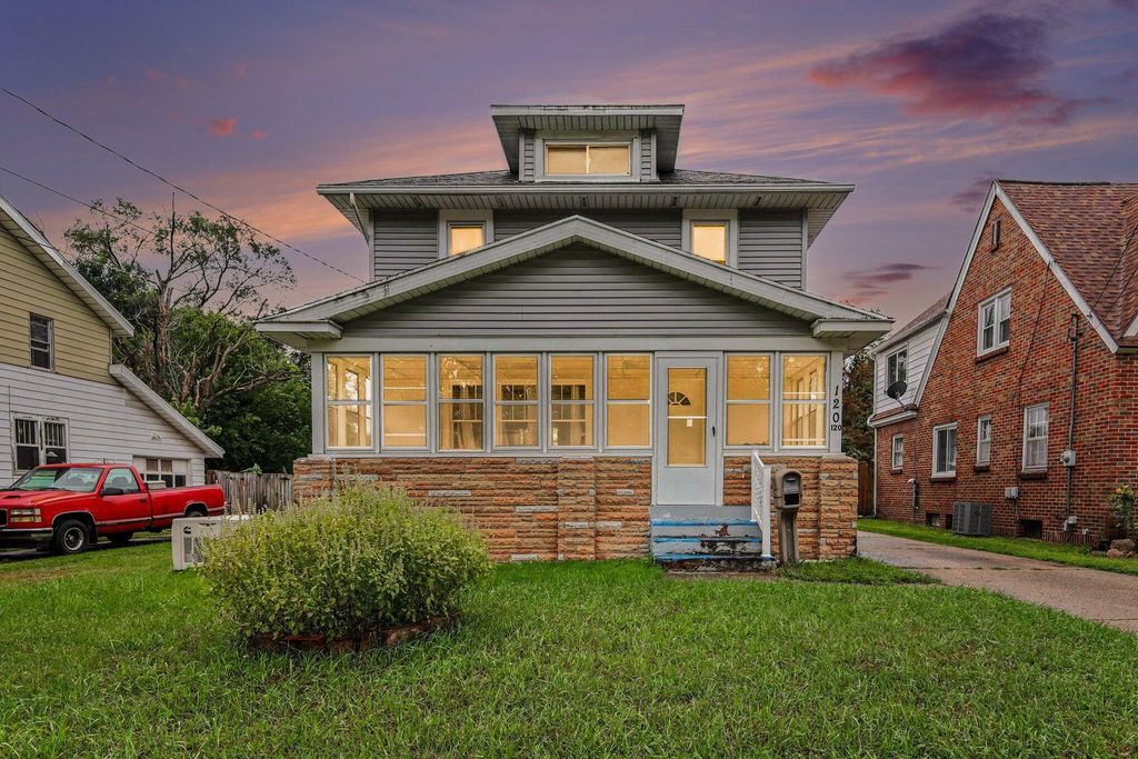 120 Lemyra Street Se, Wyoming