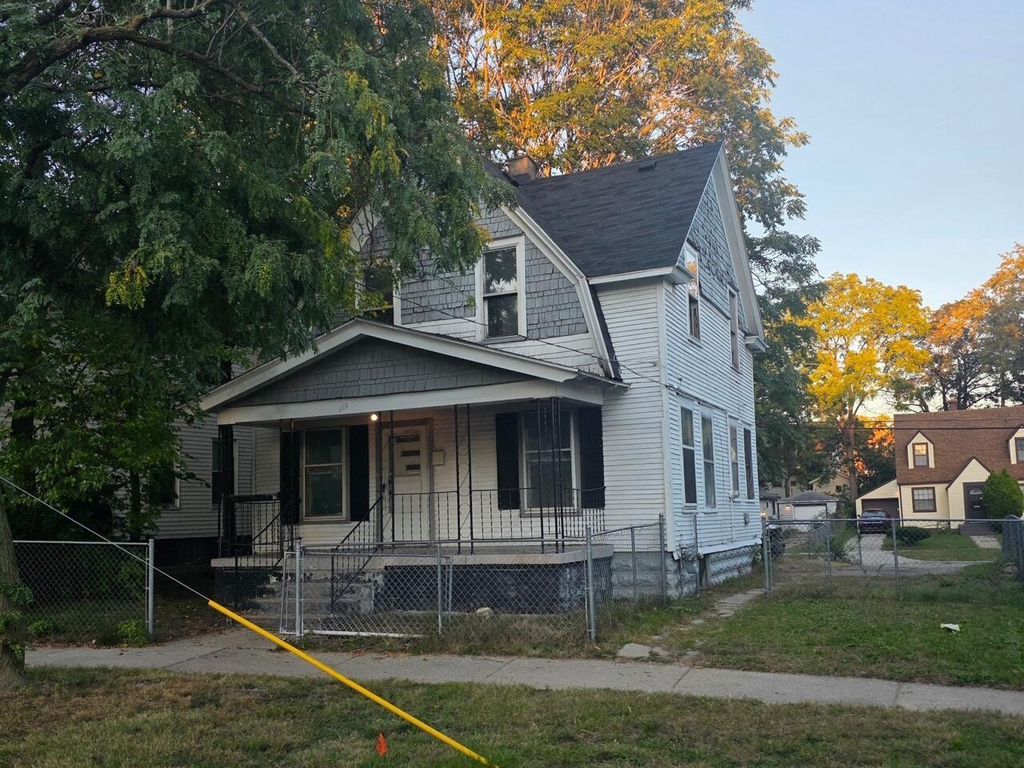 1116 Kalamazoo Avenue Se, Grand Rapids