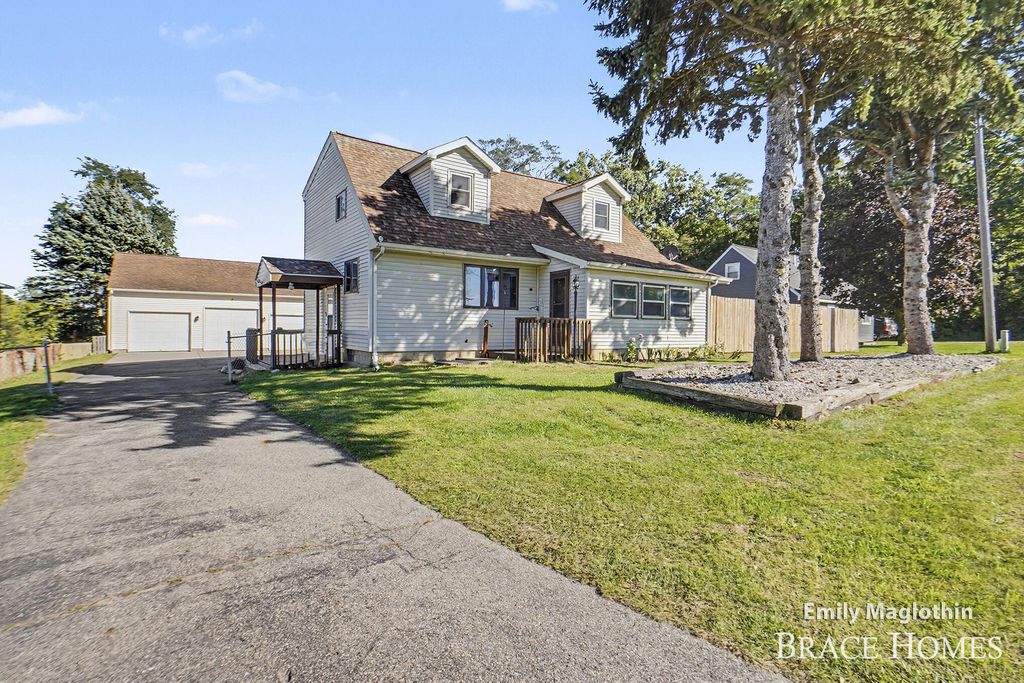 9422 Sparta Avenue Nw, Sparta