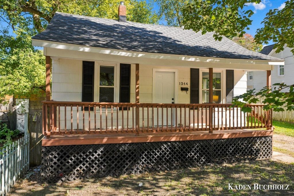 1344 Maude Avenue Ne, Grand Rapids