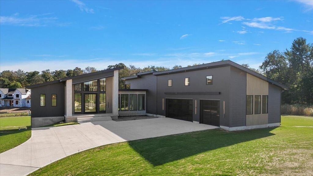 312 Ottogan Hills Court, Dorr