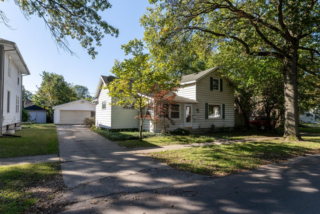 1110 Sycamore Street, Niles