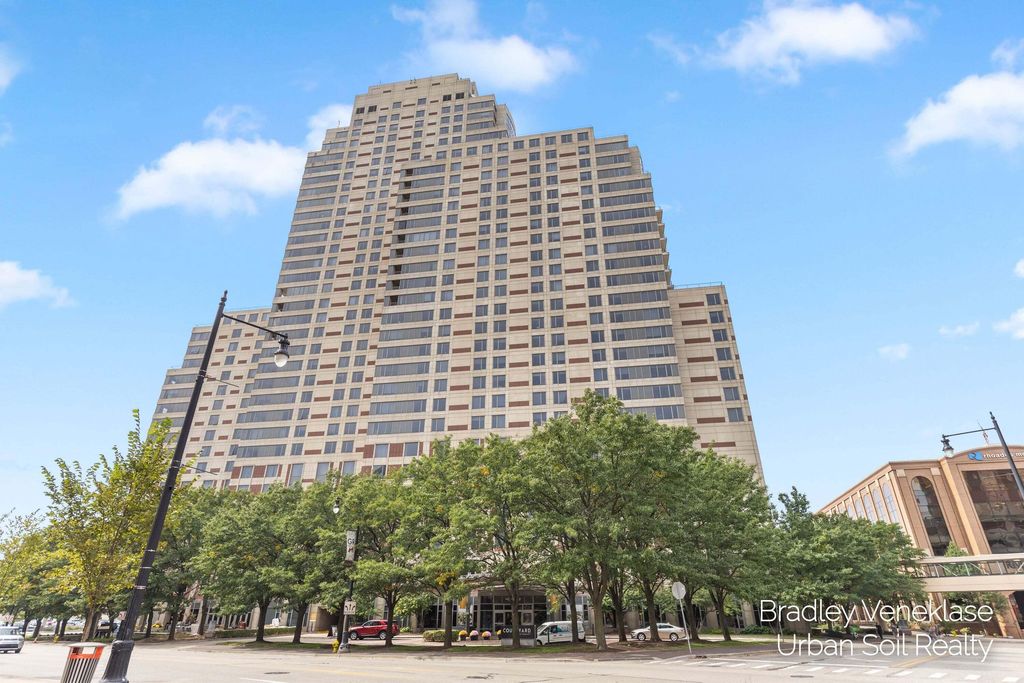 104 Campau Avenue Nw, Grand Rapids