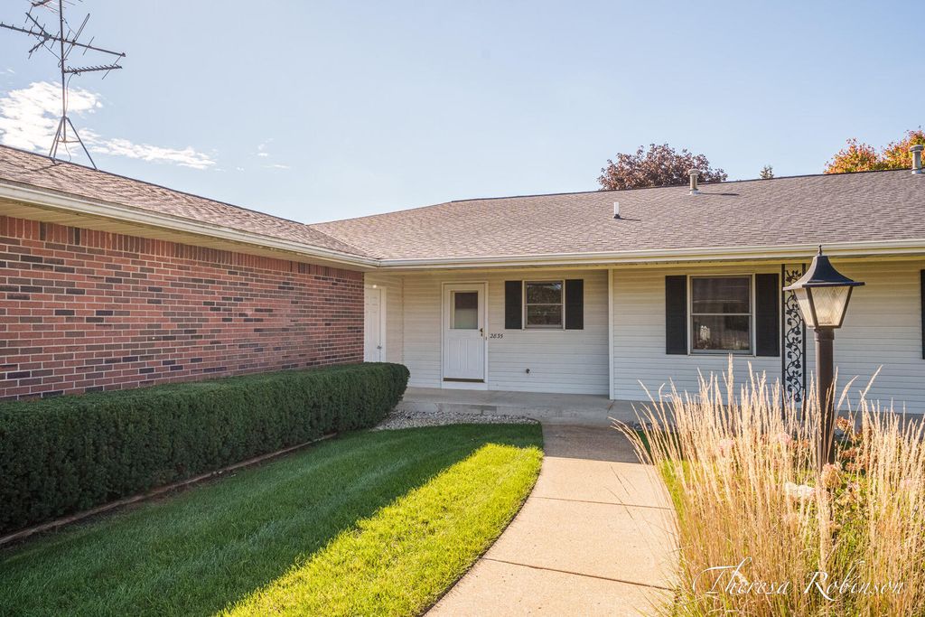 2835 N Wentward Court Unit: 13, Hudsonville