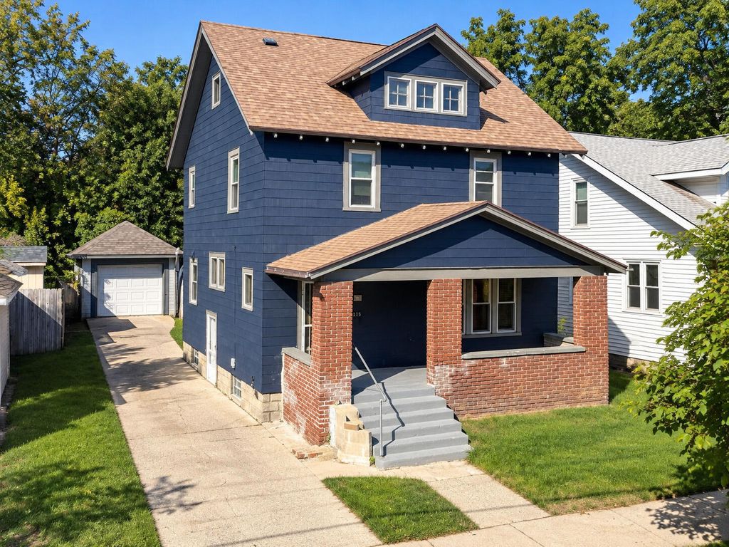 215 Brown Street Se, Grand Rapids