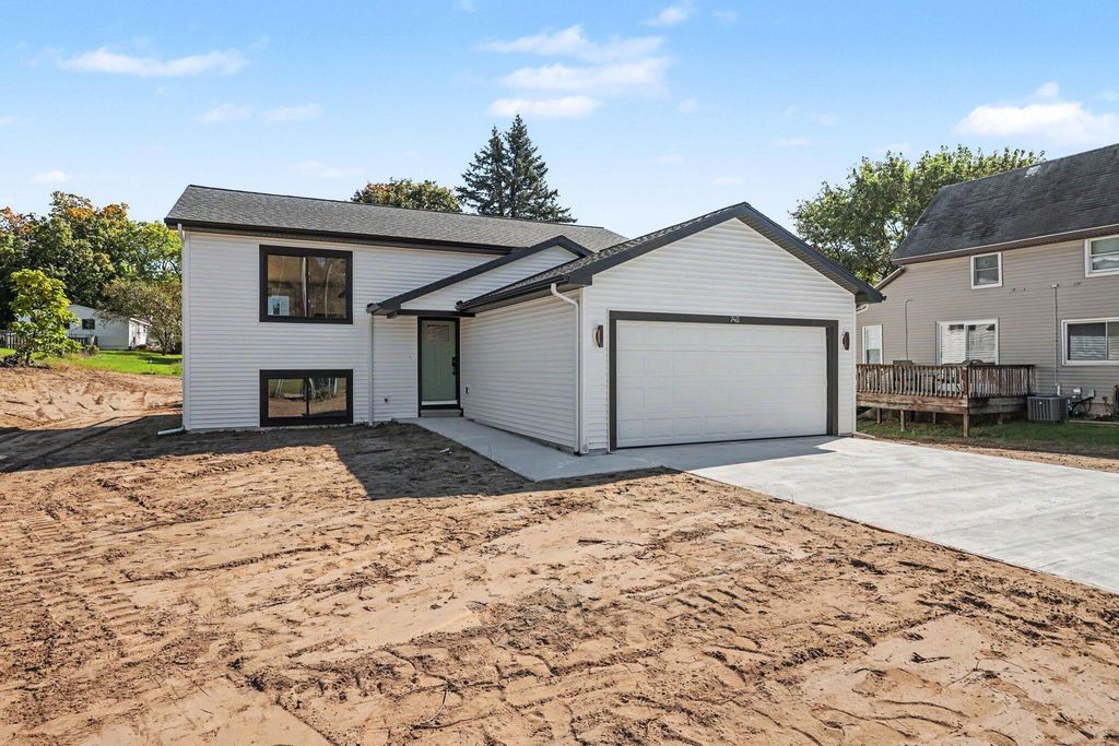 740 Crawford Street, Belding