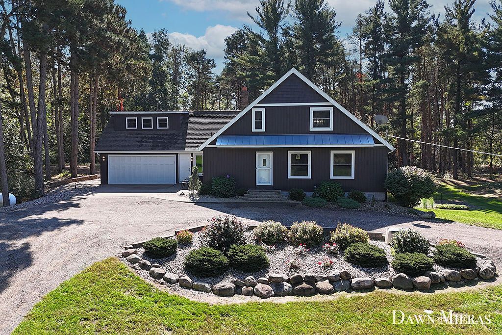 8384 Baldwin Street, Zeeland