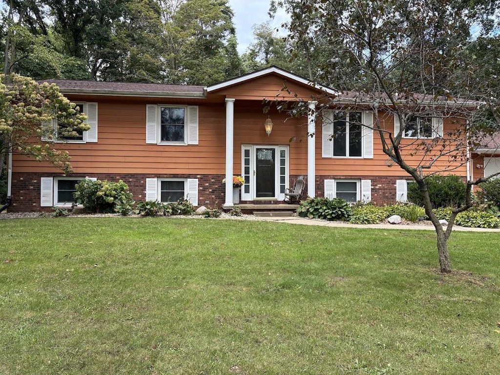 9511 E Ml Avenue, Galesburg