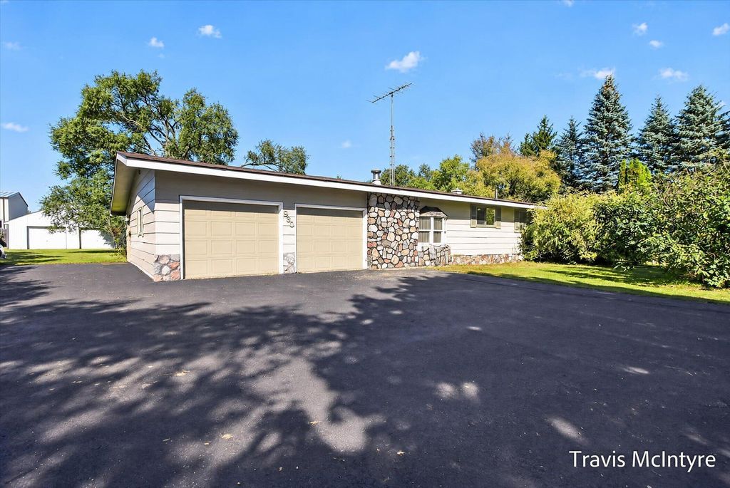 930 W M 55, West Branch