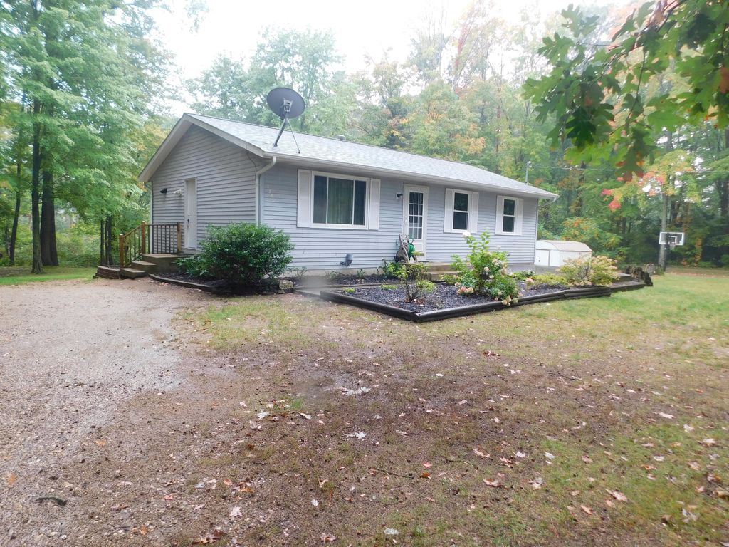 1380 18 Mile Road, Kent City