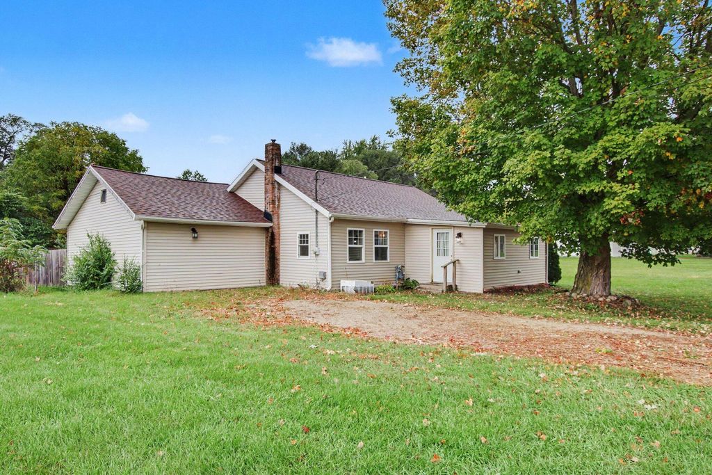 420 S Grant Street, Otsego
