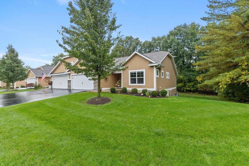 3810 Branagan Court Se Building: 15, Kentwood