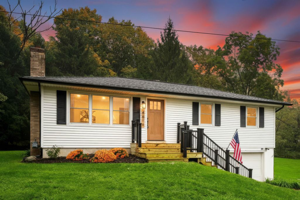 4616 Pettis Avenue Ne, Belmont