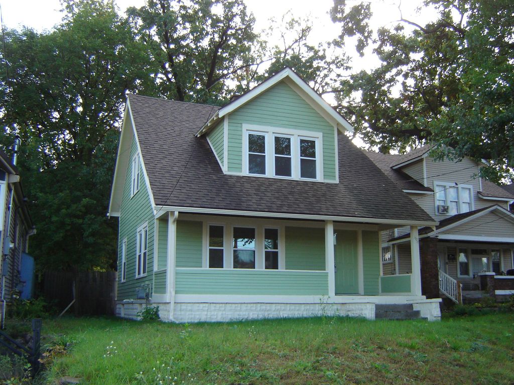 1628 Kalamazoo Avenue Se, Grand Rapids
