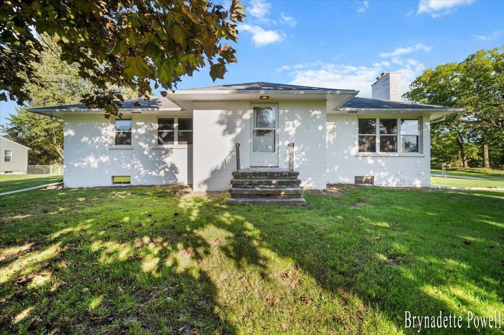 13464 Northland Drive Ne, Cedar Springs