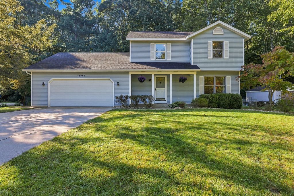 15362 Arborwood Drive, Grand Haven