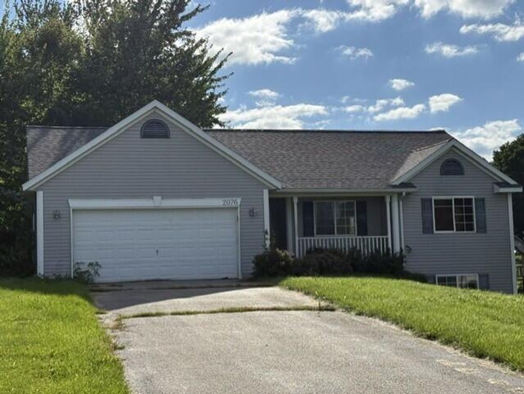 2076 Winston View Drive, Cedar Springs