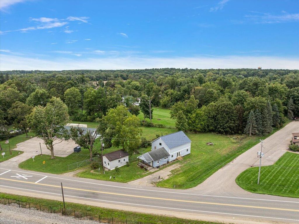 201 E Battle Creek Street, Galesburg