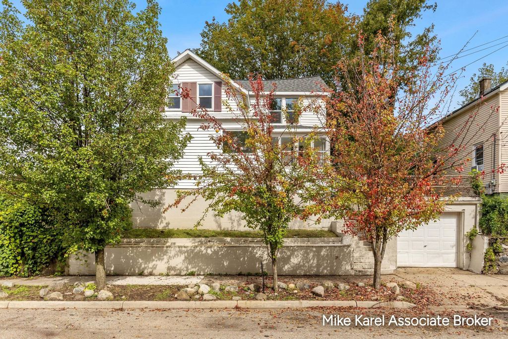 1101 Baxter Street Se, Grand Rapids