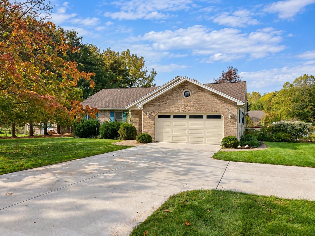 2615 College Road, Holt